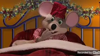 Emily Elkins reacts to Christmas eve with Chuck e cheese part 1
