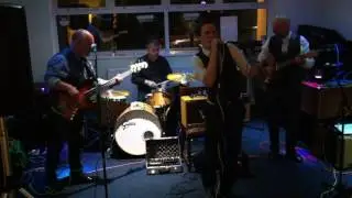 Liam Ward Band 'Walking By Myself' special guest Aled Richards of Catatonia (Oyster Lounge Mumbles)