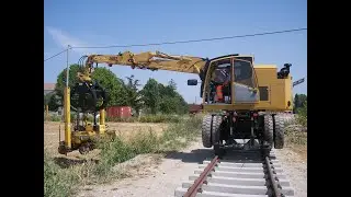 ROAD RAIL LOADER J882