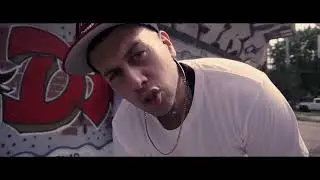 AKSHUN MAN PREZENTZ : BroFAM - MIC BUST *******OFFICIAL VIDEO*******