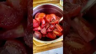 Копчёные помидоры очень вкусные! Вот как их приготовить #cookingshorts #tomatorecipe
