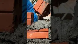 How to Lay Red Bricks with a Smooth Mortar Mix