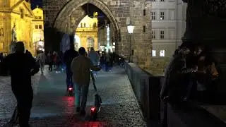 When the City Goes Dark, Love Stays #prague #charlesbridge #praguiantour