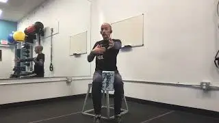 Seated Alternating Arrow Pull | Reimagym.com