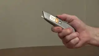 Self Retracting Safety Knife