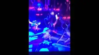 Madonna falls at Brit awards 2015