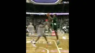 Ceon Carr insane windwill dunk in transition 🤯🔥 #shorts