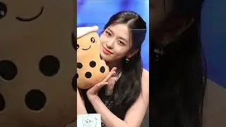 Yujin IVE fansign so cutieee #yujinive #shorts