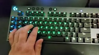 Logitech G815 GL Clicky