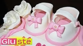 Chaussures de bébé en pâte à sucre