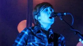 5/18 Tegan & Sara- Give Chase @ #2 Terminal 5, New York 10/06/08