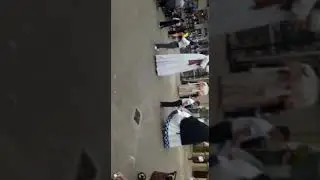 Beasaingo Erraldoiak bals bat dantzatzen Loinatz Jaietan 2018