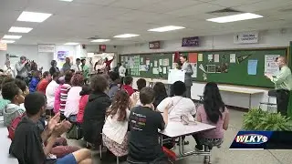 8 JCPS seniors, all first-gen college students, get scholarship surprise