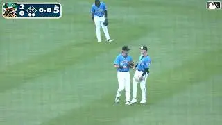 Alex Mooney's great diving catch