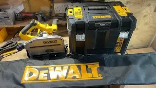 Распаковка погружной пилы Dewalt DWS520KT 240 В с направляющими