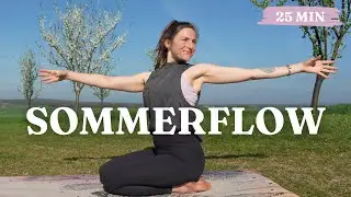 25 Min Sommer Vinyasa Yoga | Kraft, Leichtigkeit & Balance