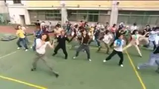 Amami Yuki - Queen's Classroom dance