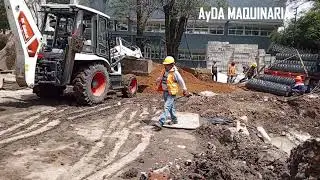RETROEXCAVADORA TRABAJANDO #aydamaquinaria
