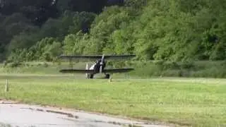 BiPlane takeoff and landing