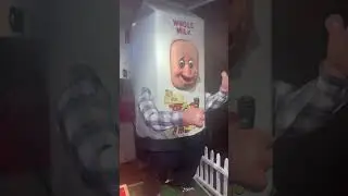 Stew Leonards Milk Animatronic #stewleonards #animatronics