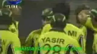 Sami Gets Kapugedera Bowled