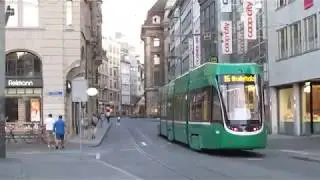 Basel: Marktplatz. BVB tram nr. 6005