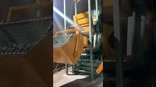 Tumble Belt Auto Shot Blasting Machine for Small and Medium-sized Workpieces for sale