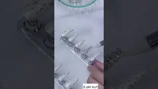 The easiest DIY Crystal press on nails