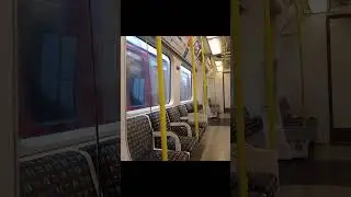 MIND THE GAP BETWEEN THE TRAIN AND THE PLATFORM #londontransport #train #subwaytrain #trainjourney