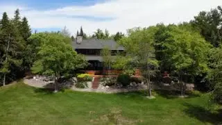 Amazing Northern Michigan Homes: Relaxation Haven on Lake Charlevoix