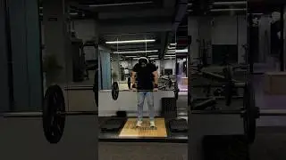 Shrugs shoulder workout #motivation #gym #shoulder #shoulderworkout #gymlife #gymmotivation #shrugs