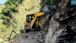 Rocky Hill-Narrow Road Construction-Backhoe Loader-Broke Back Bucket-Backhoe Video