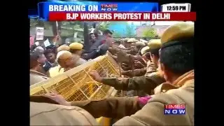 BJP Demands Arvind Kejriwal's Resignation | Protest Outside CM's Residence