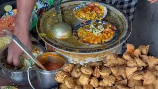  Chole Samosa Chaat @ ₹20/-