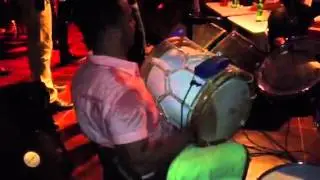 Hendry y Raymambo Los Monstruos Tipico