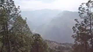 Pit stop on the mountain road. Tamor River. East Nepal