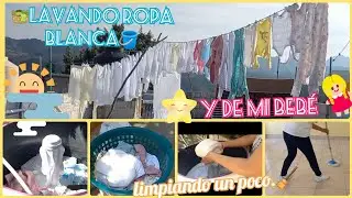 Lavando ropa 🧺🪣 en una lavadora chaca-chaca. Ya están listas la cortinas navideñas.