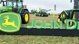 Stand john deere innovagri