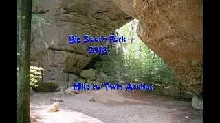 Hike to Twin Arches