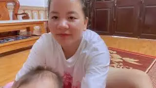 Breastfeeding a Baby 👶 || Single Mother Breastfeeding Baby || Part 1