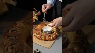 Swedish Tea Ring with Dates #food
