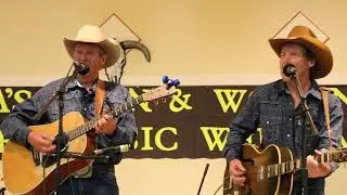 The Pailbunters - Trying to Rope the Wind
