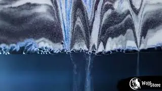 Moving Sand Art