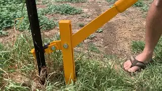 Dụng cụ nhổ cọc & dọn dẹp sau mùa trồng Bông Vạn Thọ.