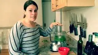 Top 5 Paleo Sauces to Master: Basil Pesto