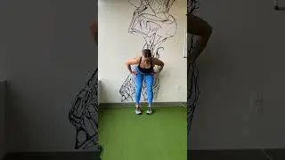 Toes In Hip Hinge with Femur Internal Rotation (front view)