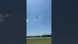 F-35 pass at airshow