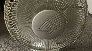 Vintage Lasko 12 inch Desk fan model 2000 from 1998/99
