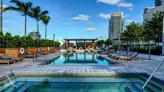 801 S POINTE DR # 205,Miami Beach,FL 33139 Apartamento En Venta