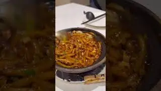 Delicious noodle dish in Malaysia #malaysia #kualalumpur #food #foodie #shorts #noodle
